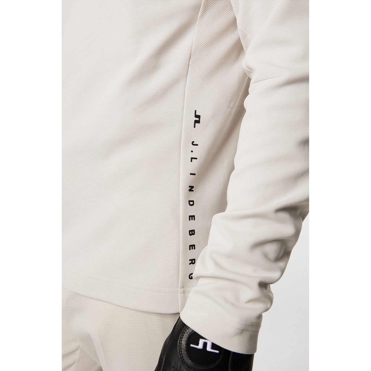 J. Lindeberg Leon Quarter Zip Mid -Layer - Moonbeam