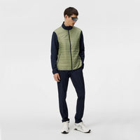 J. Lindeberg Martino Quilt Hybrid Wasserschutzgolfjacke - Ölgrün