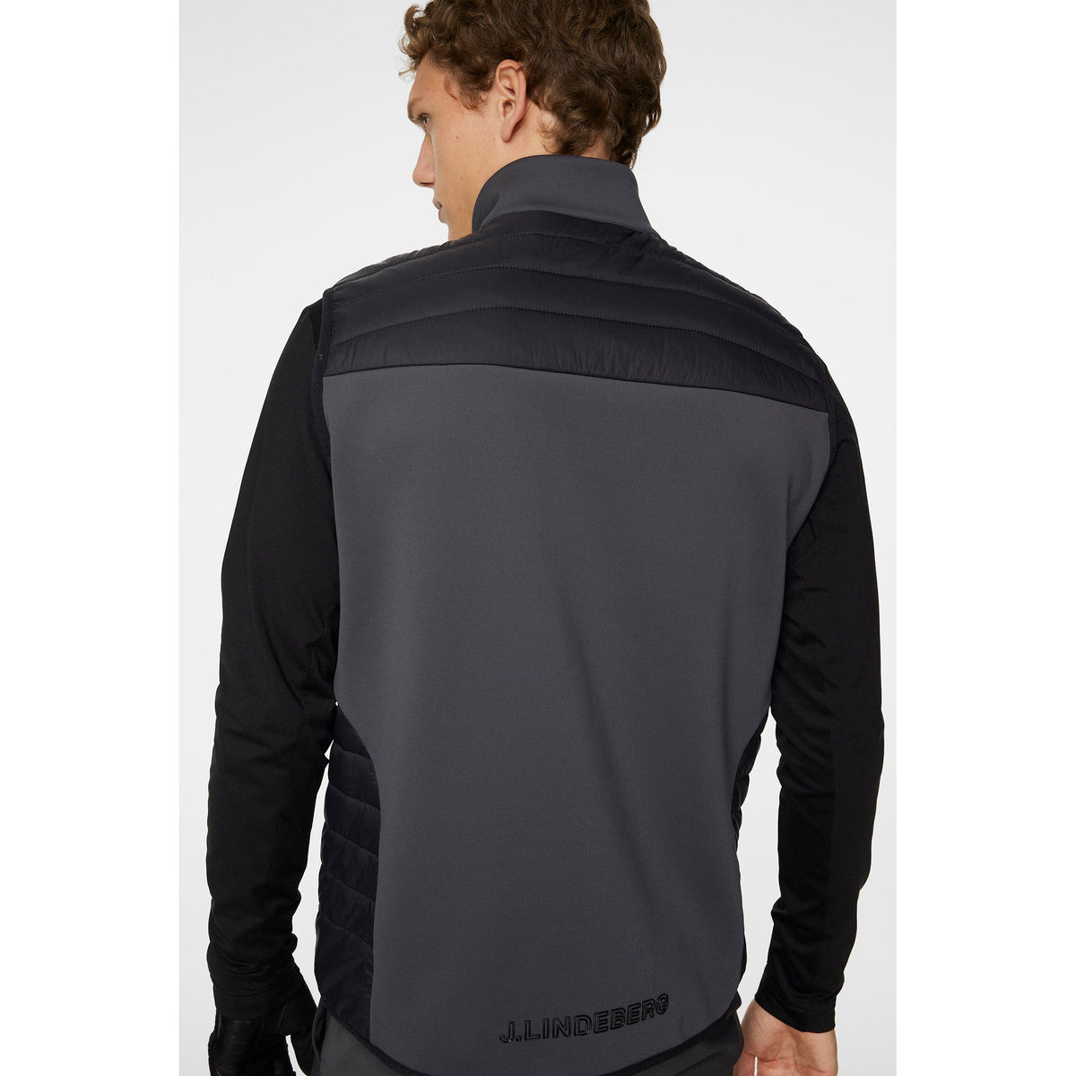 J. Lindeberg Holden Quilt Hybrid Golfweste - Asphalt
