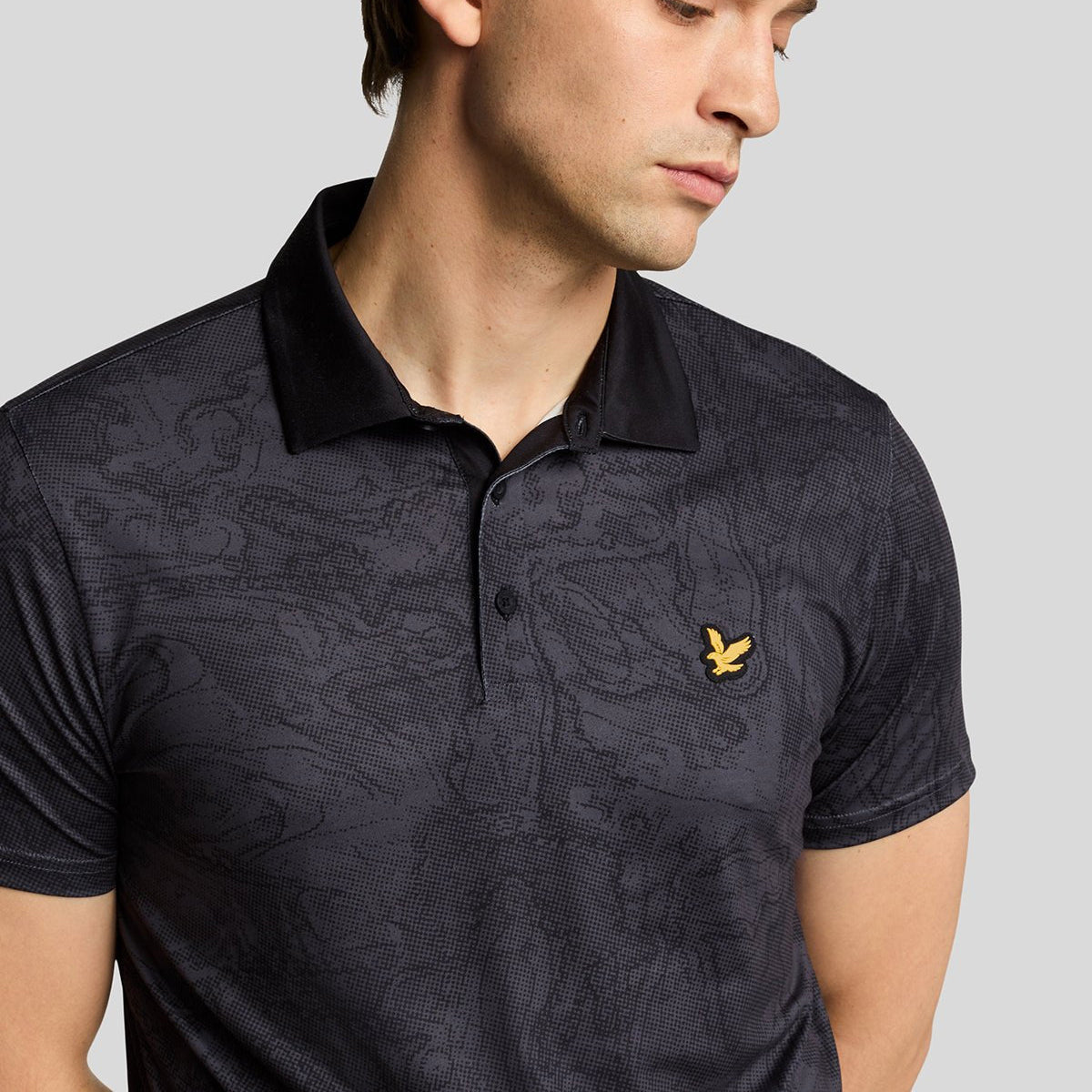 Lyle & Scott Contour gedrucktes Golf Polo -Shirt - Jet Black