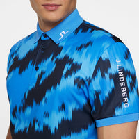 J.Lindeberg Tour Tech regelmäßig Fit Print Golf Polo Shirt - Warp Sonic Blue