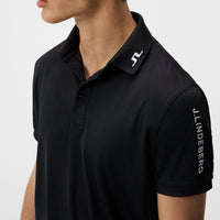 J. Lindeberg Tour Tech regelmäßig Fit Golf Polo Shirt - Schwarz