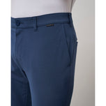 Travis Mathew offen für die enge Tech Chino Golfhose - Dress Blues