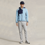 Polo Performance Ralph Lauren Packbares wasserabweisendes Kapuzengolfjacke - Puderblau