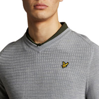Lyle & Scott Merino Grid Textur gegen Halsspringer - Kieselble
